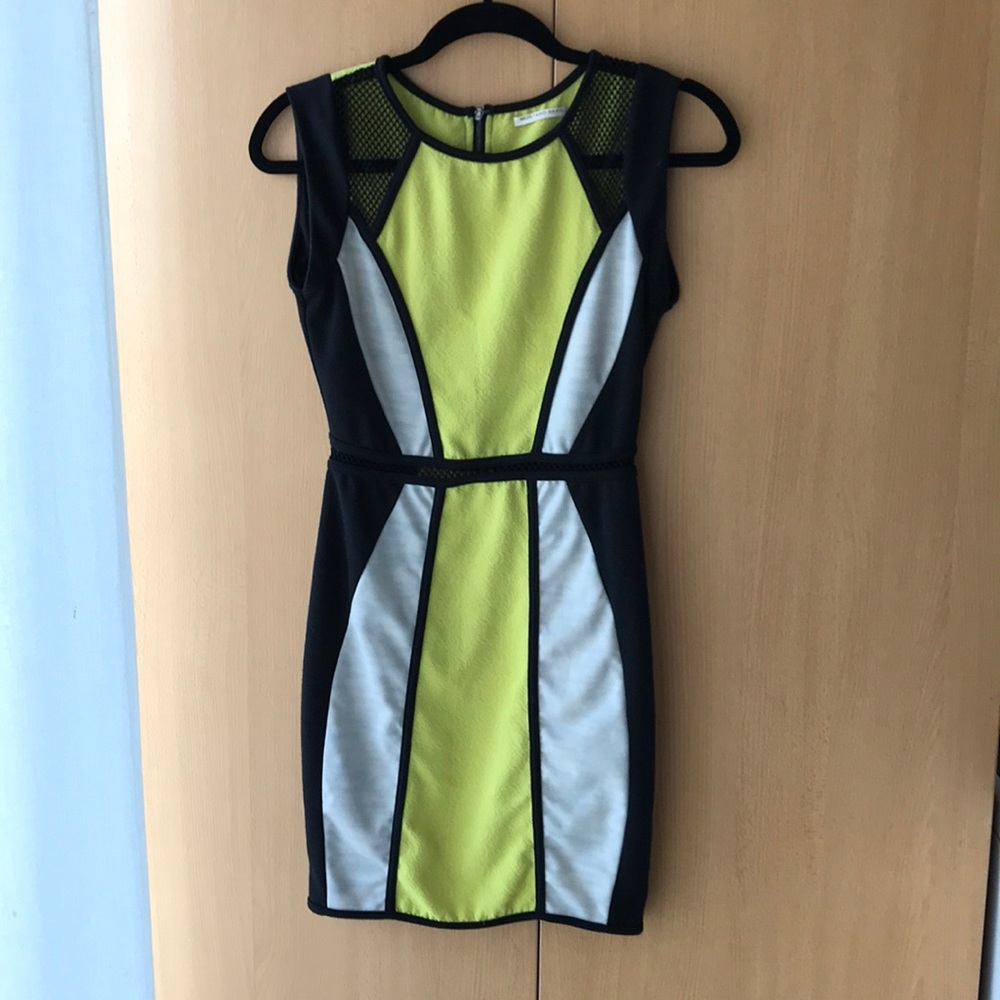 Multi-Color Body Con Mustard Seed Dress - Size M - Picture 2 of 8